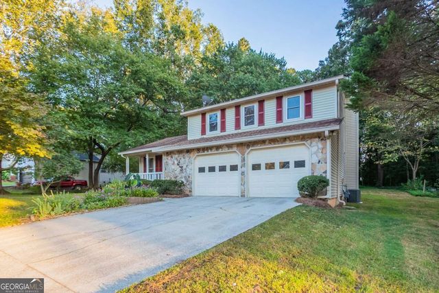 50 Oakridge Drive, Ellenwood, GA 30294