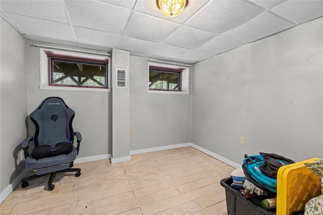 535 Log Road, Smithfield, RI 02917