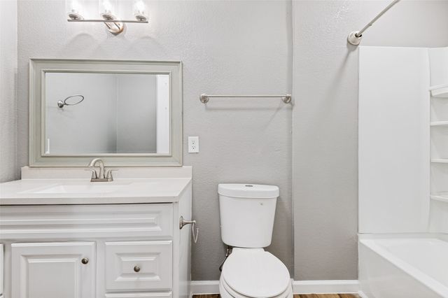 737 Cranbrook Lane, Grand Prairie, TX 75052