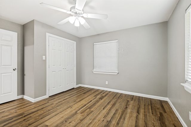 737 Cranbrook Lane, Grand Prairie, TX 75052
