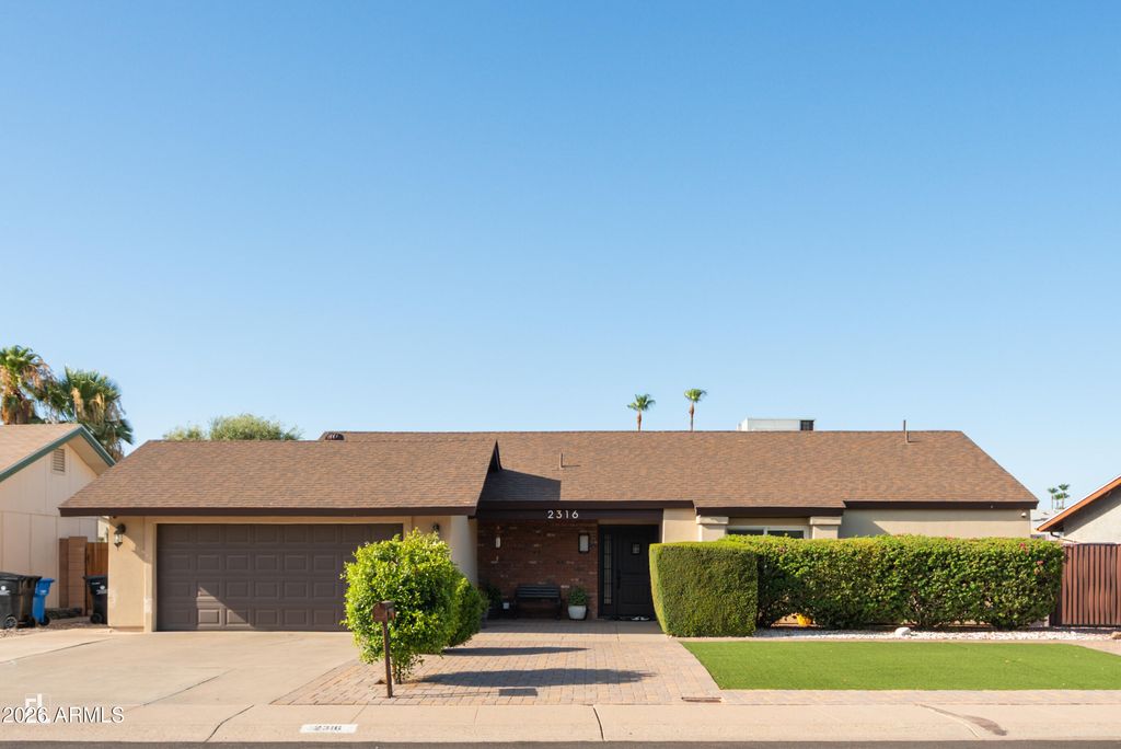 2316 W PORT ROYALE Lane, Phoenix, AZ 85023 — exterior