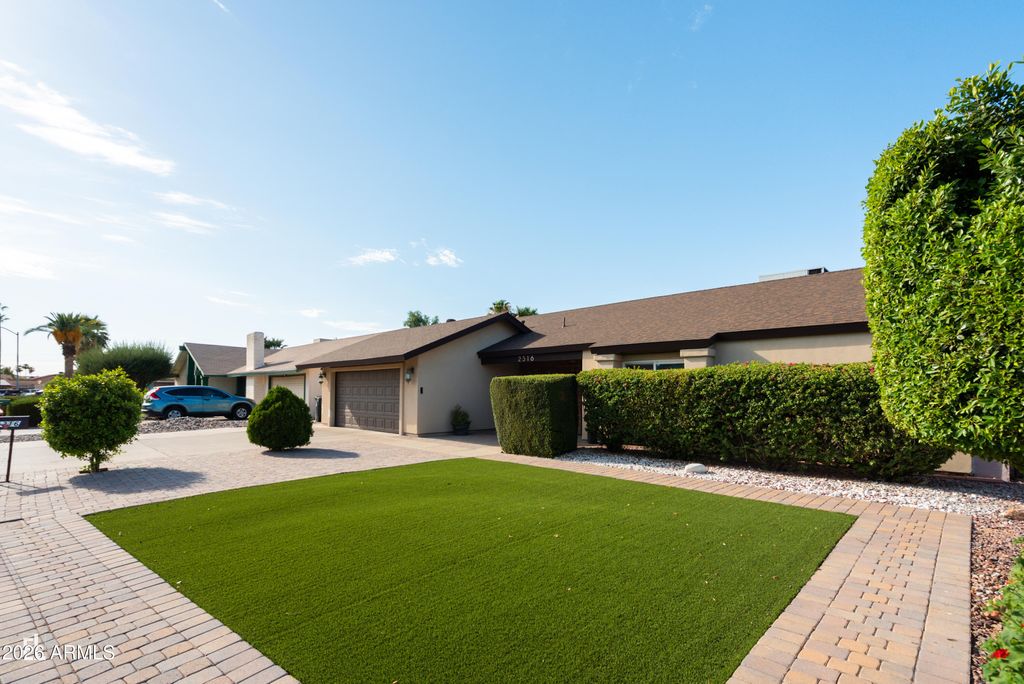 2316 W PORT ROYALE Lane, Phoenix, AZ 85023 — photo 3
