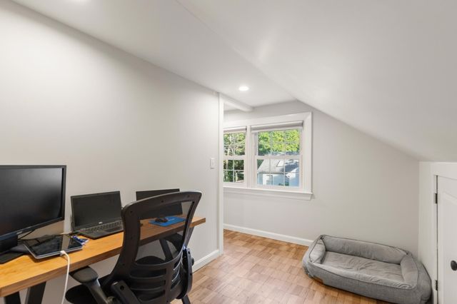 17 Cogswell Ave, Beverly, MA 01915