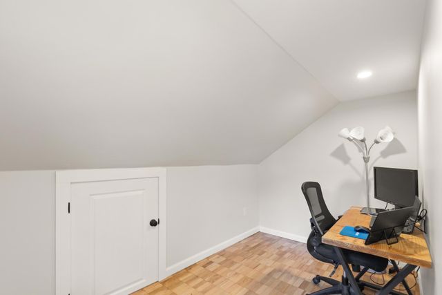 17 Cogswell Ave, Beverly, MA 01915