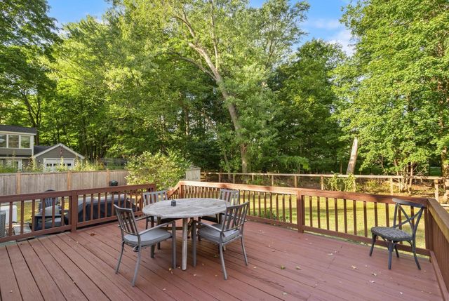 17 Cogswell Ave, Beverly, MA 01915