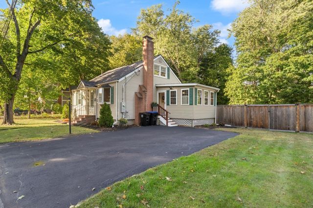 17 Cogswell Ave, Beverly, MA 01915