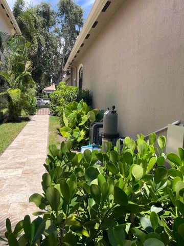 8121 Ferentino Pass, Delray Beach, FL 33446