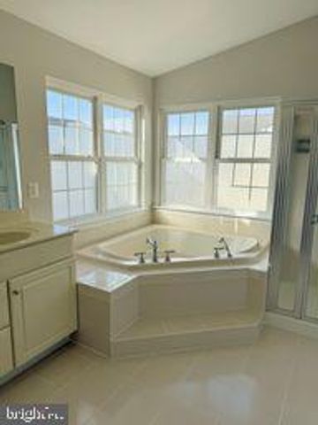 25207 BALD EAGLE TER, Chantilly, VA 20152