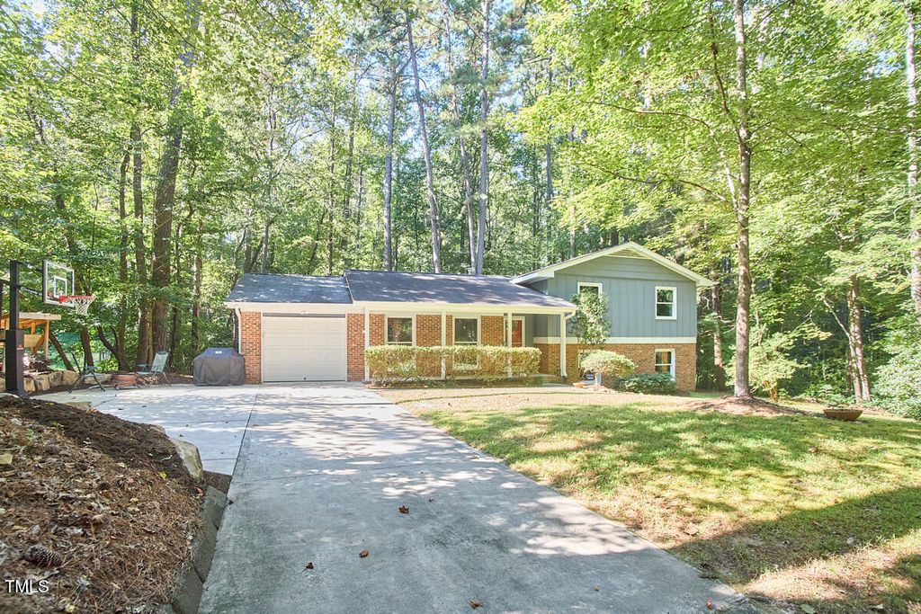 607 Yorktown Drive, Chapel Hill, NC 27516