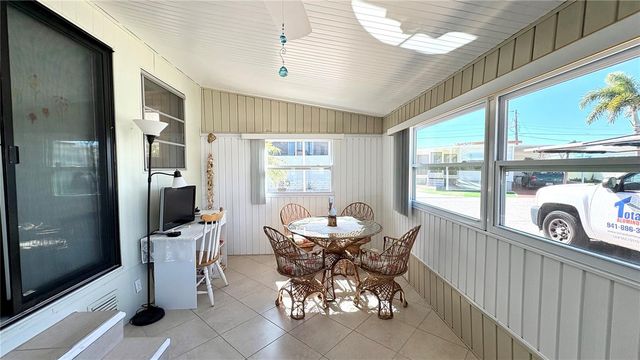 2842 TRINIDAD WAY, Palmetto, FL 34221