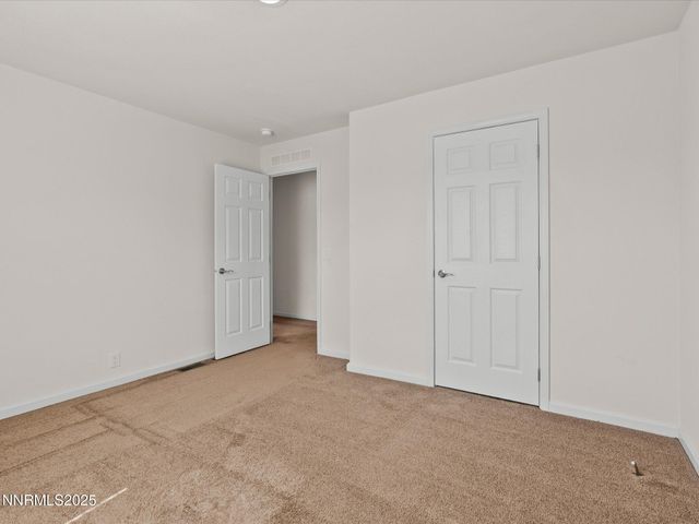 1740 Donner Trail, Silver Springs, NV 89429