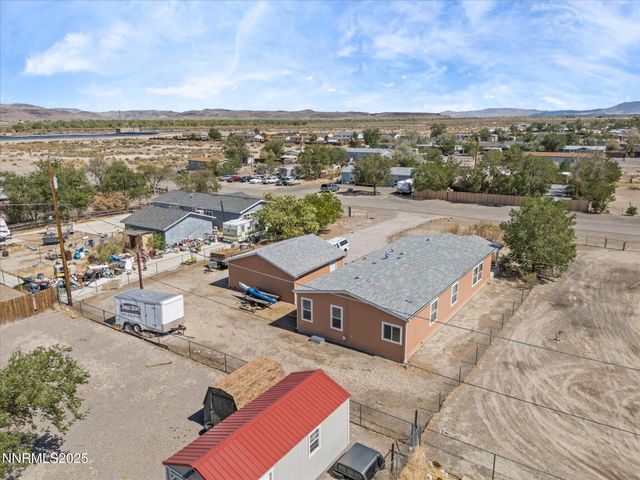 1740 Donner Trail, Silver Springs, NV 89429
