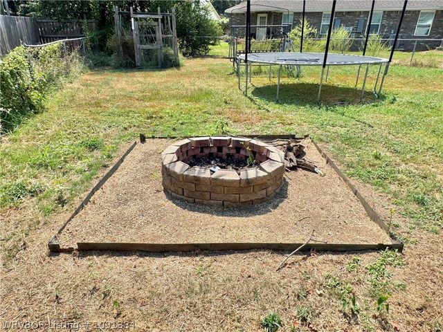 4221 S 16th Street, Fort Smith, AR 72901