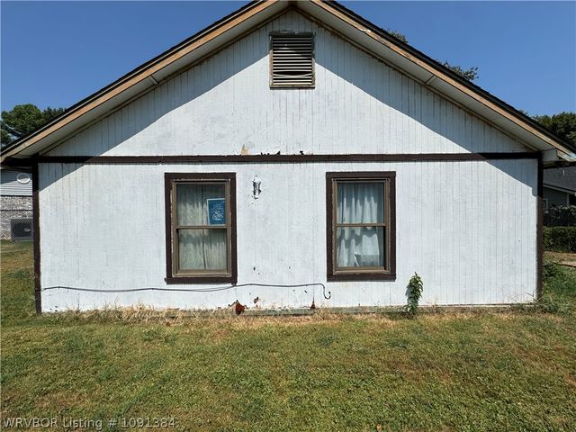 4221 S 16th Street, Fort Smith, AR 72901