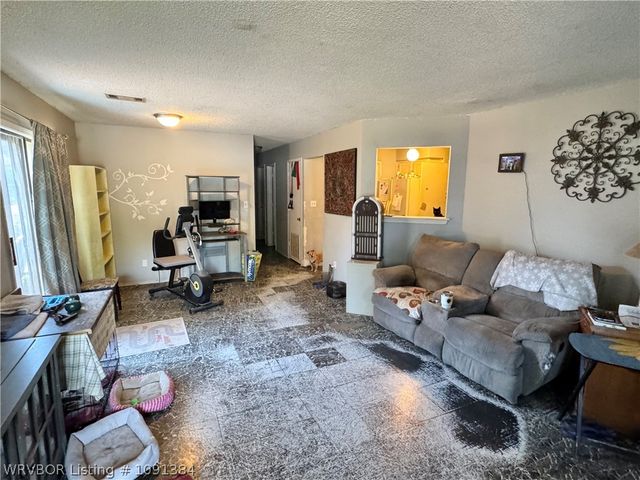 4221 S 16th Street, Fort Smith, AR 72901