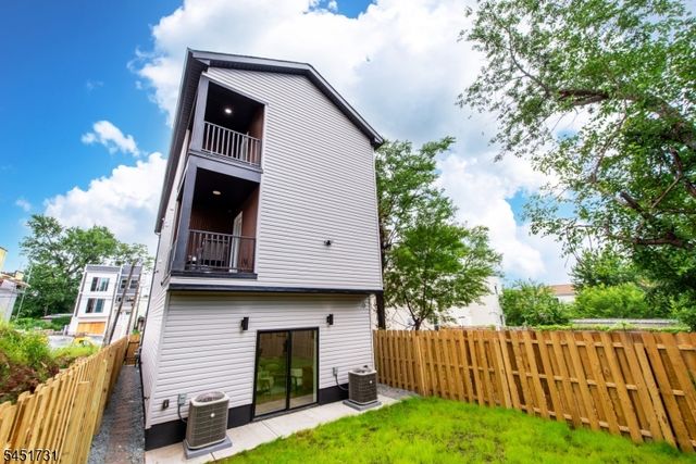 200 19th Ave, Irvington Twp., NJ 07111