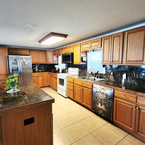 59 Camino Del Rio, Port St. Lucie, FL 34952