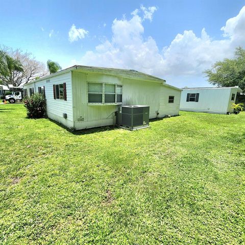 59 Camino Del Rio, Port St. Lucie, FL 34952