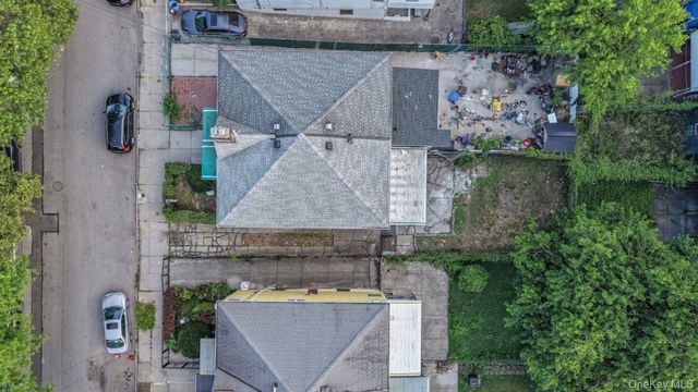 4081 Grace Avenue, Bronx, NY 10466