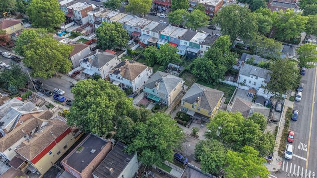 4081 Grace Avenue, Bronx, NY 10466