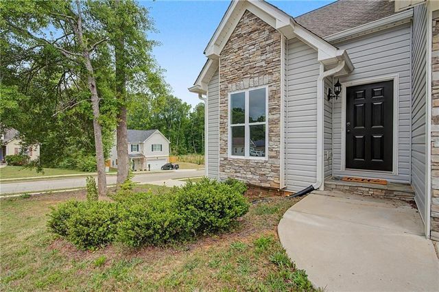 102 Woodside Court, Temple, GA 30179