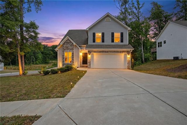 102 Woodside Court, Temple, GA 30179