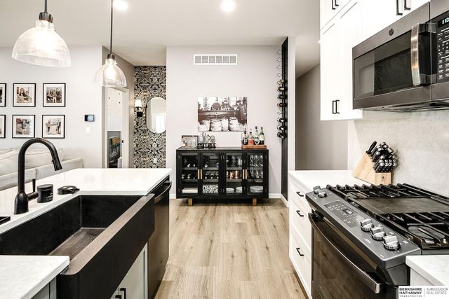 280 N 19th Street, Geneva, NE 68361