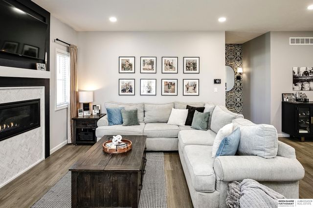 280 N 19th Street, Geneva, NE 68361