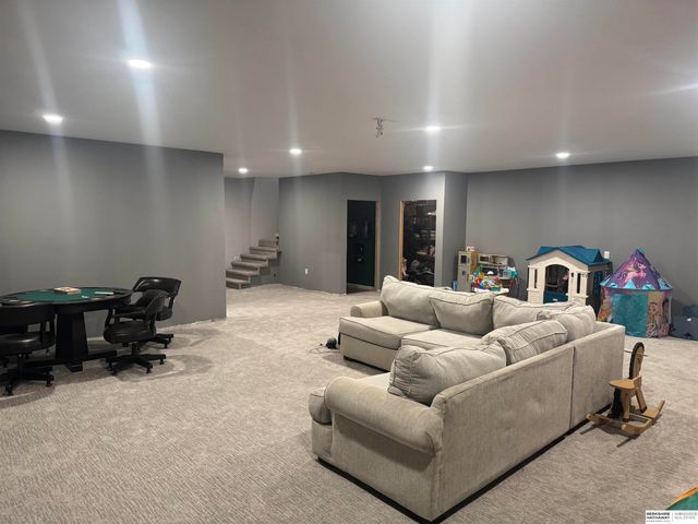 280 N 19th Street, Geneva, NE 68361