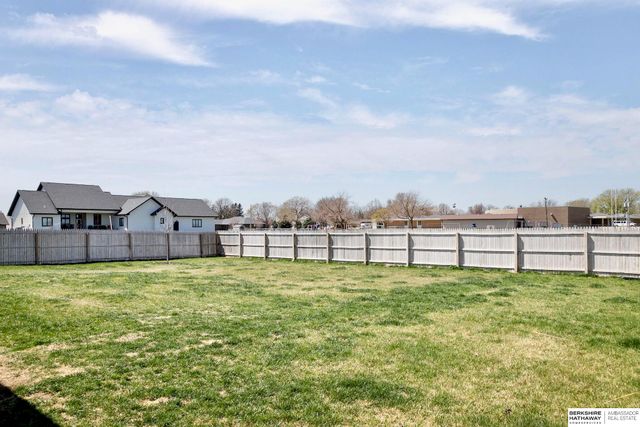 280 N 19th Street, Geneva, NE 68361