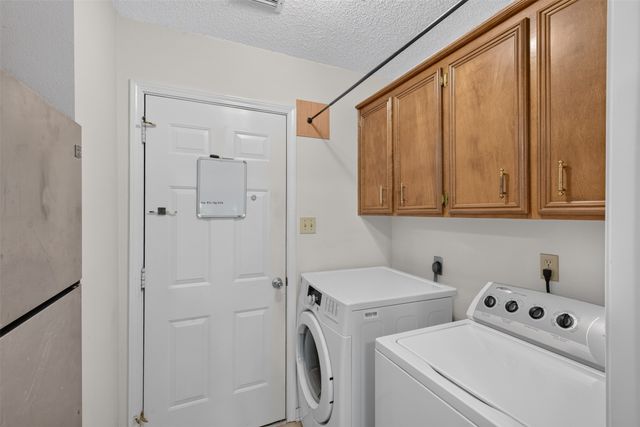 2204 Middle Creek Boulevard, Bossier City, LA 71111