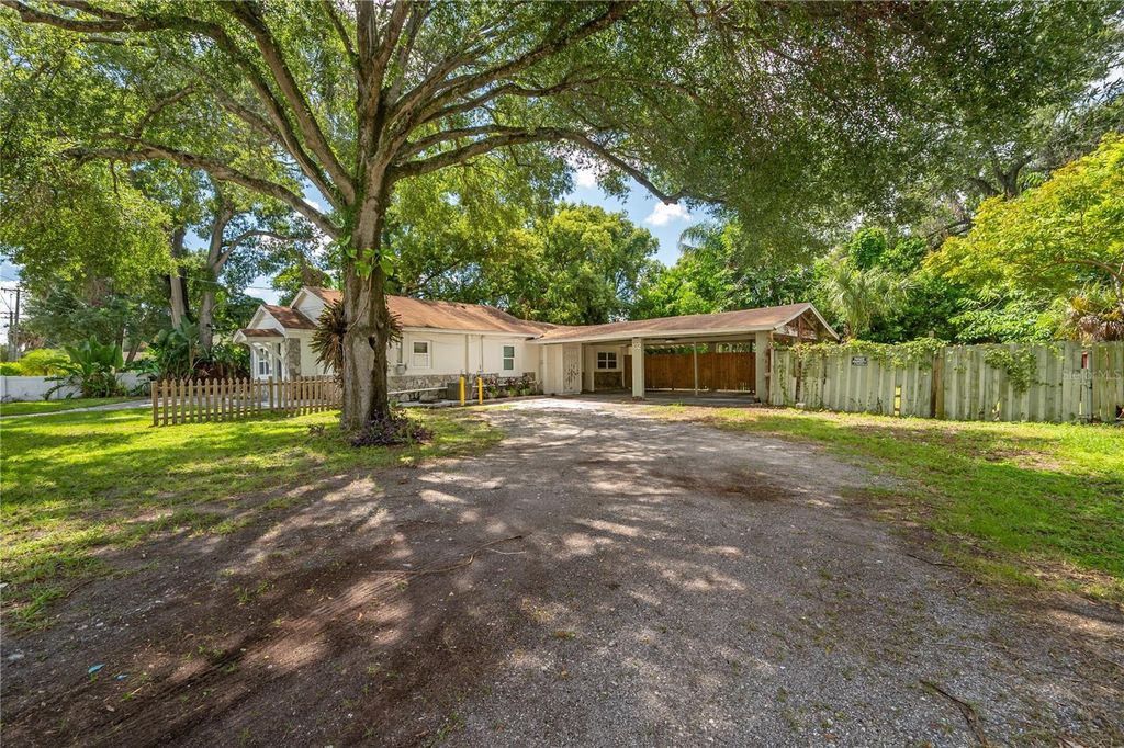 2307 E OSBORNE AVENUE 102, Tampa, FL 33610