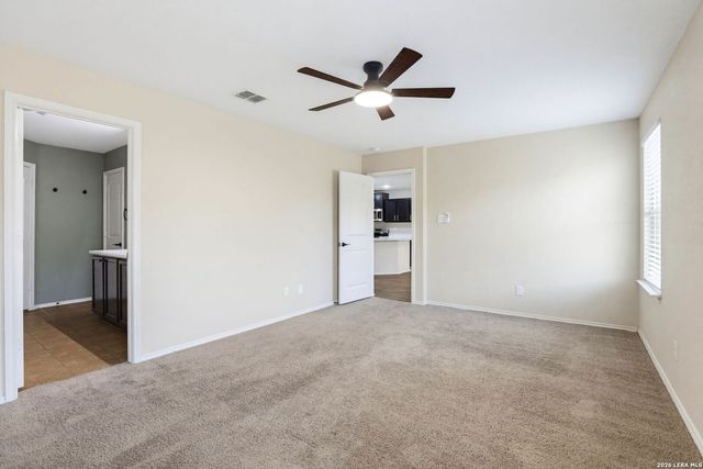 5711 ESPADA CLF, San Antonio, TX 78222
