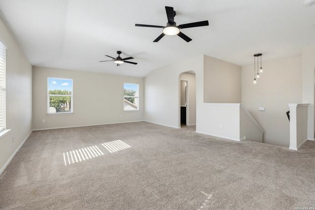 5711 ESPADA CLF, San Antonio, TX 78222