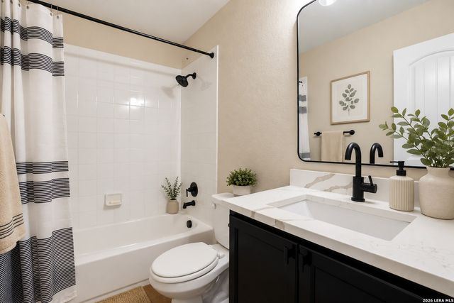 5711 ESPADA CLF, San Antonio, TX 78222