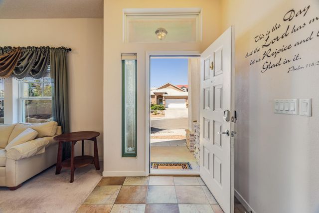 324 Encantado Ridge Court NE, Albuquerque, NM 87124
