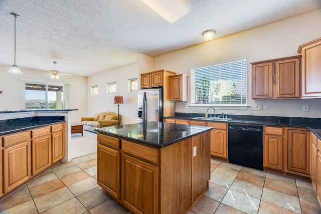 324 Encantado Ridge Court NE, Albuquerque, NM 87124