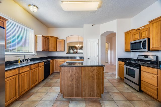 324 Encantado Ridge Court NE, Albuquerque, NM 87124