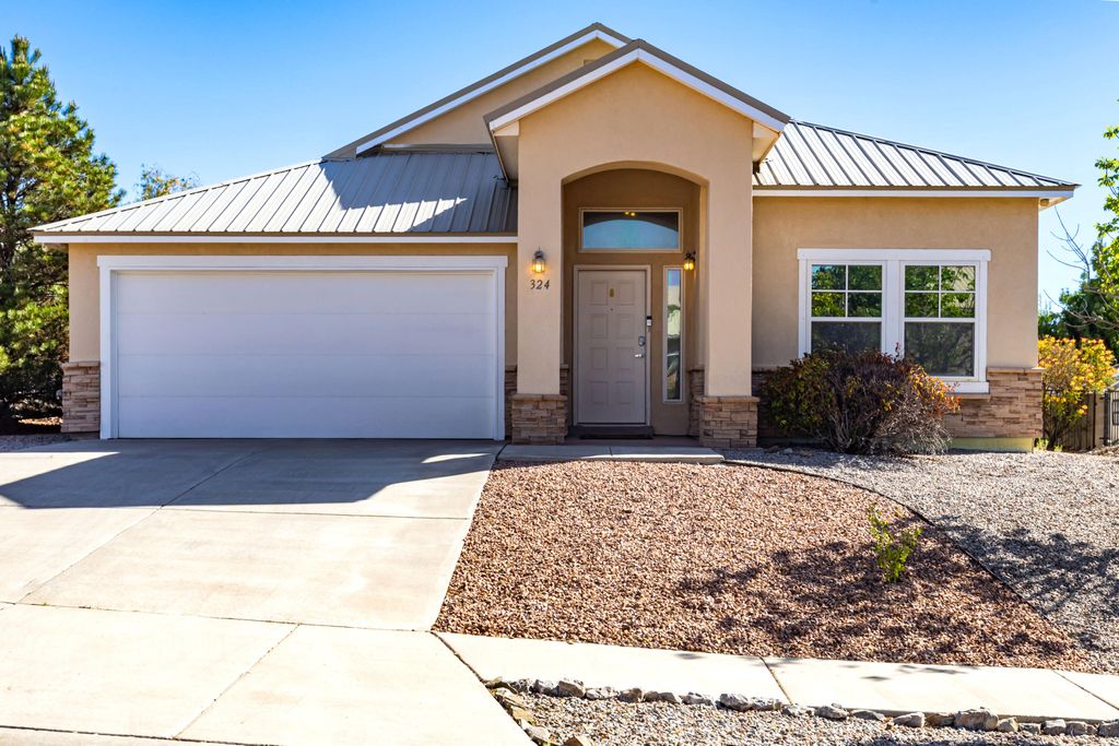 324 Encantado Ridge Court NE, Albuquerque, NM 87124