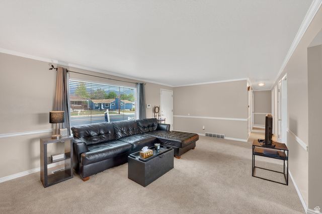 7670 S 1000 E, Midvale, UT 84047