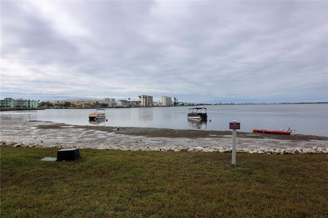 2700 BAYSHORE BOULEVARD 2105, Dunedin, FL 34698