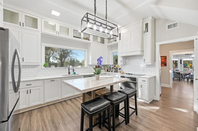 438 Johnson Lane, Ovilla, TX 75154