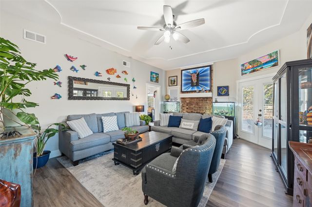 438 Johnson Lane, Ovilla, TX 75154