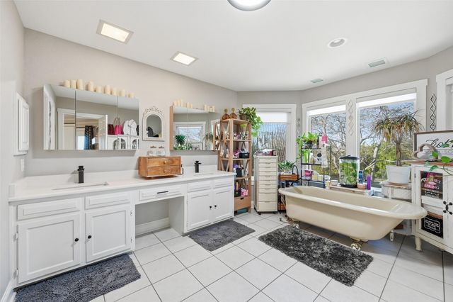 438 Johnson Lane, Ovilla, TX 75154