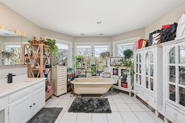 438 Johnson Lane, Ovilla, TX 75154