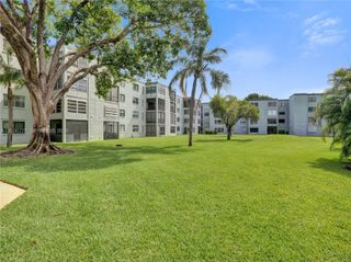 9440 SW 8th Street 309, Boca Raton, FL 33428