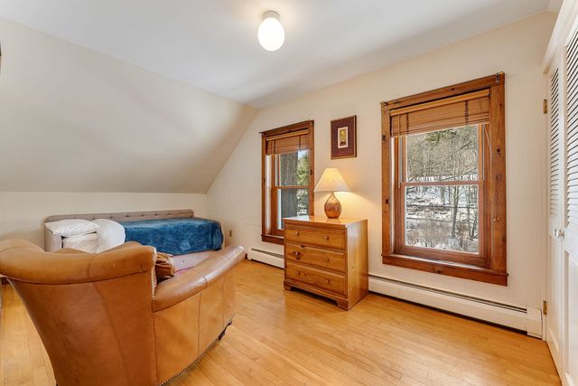 565 Main Street, Warren, VT 05674