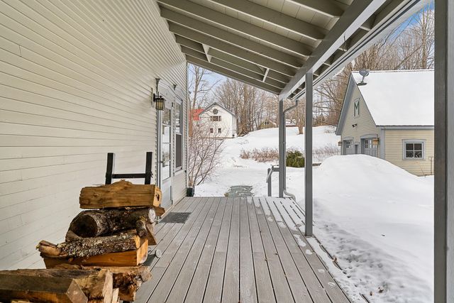 565 Main Street, Warren, VT 05674