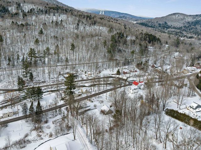 565 Main Street, Warren, VT 05674