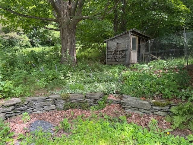 565 Main Street, Warren, VT 05674